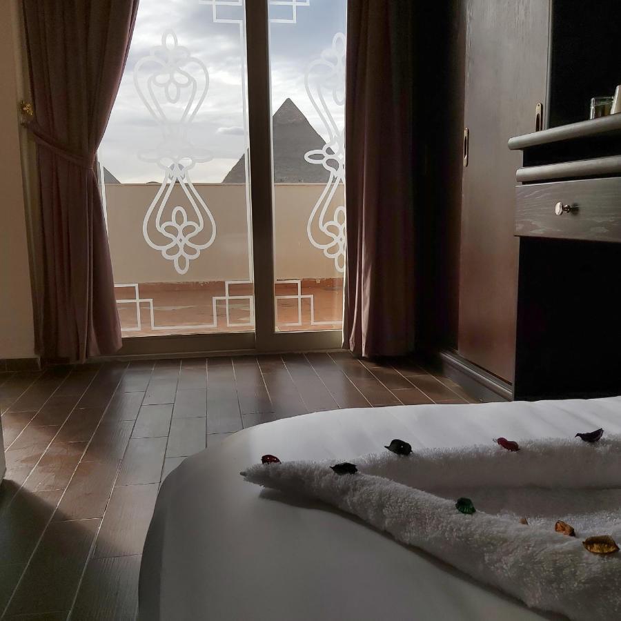 Golden Pyramids View Guest House Kafret el-Gabal Kültér fotó
