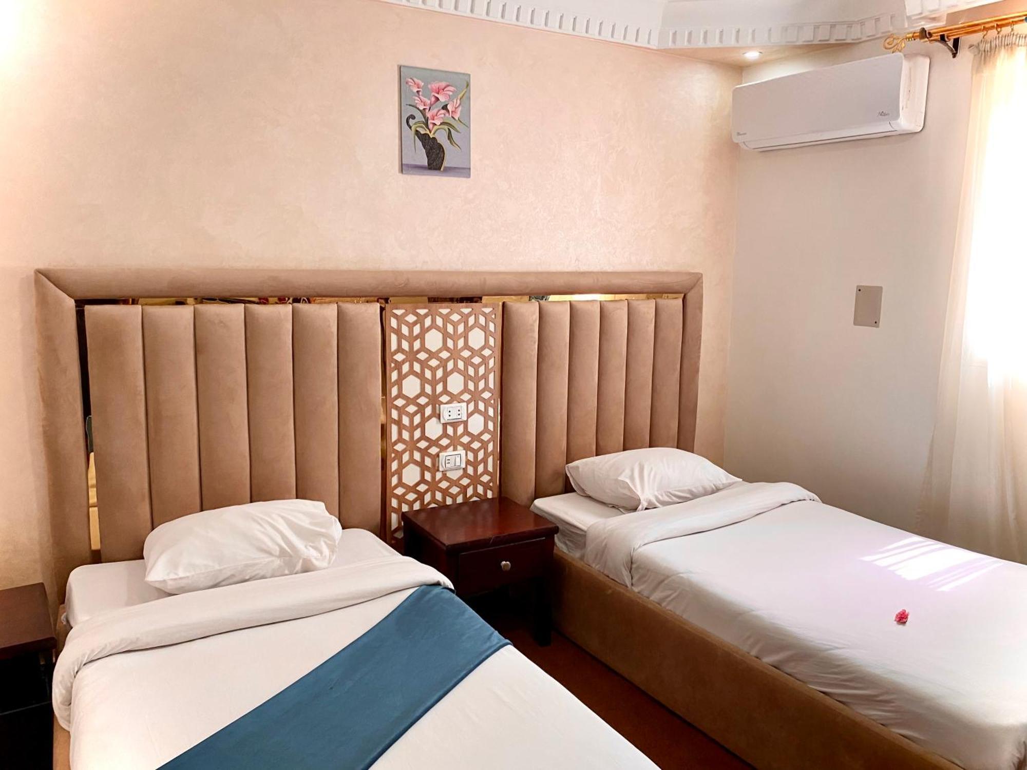Golden Pyramids View Guest House Kafret el-Gabal Kültér fotó